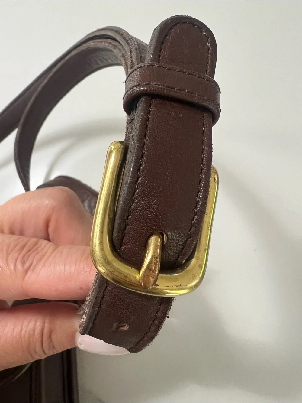 Vintage Coach Brown Leather Crossbody Bag with Gold Hardware.